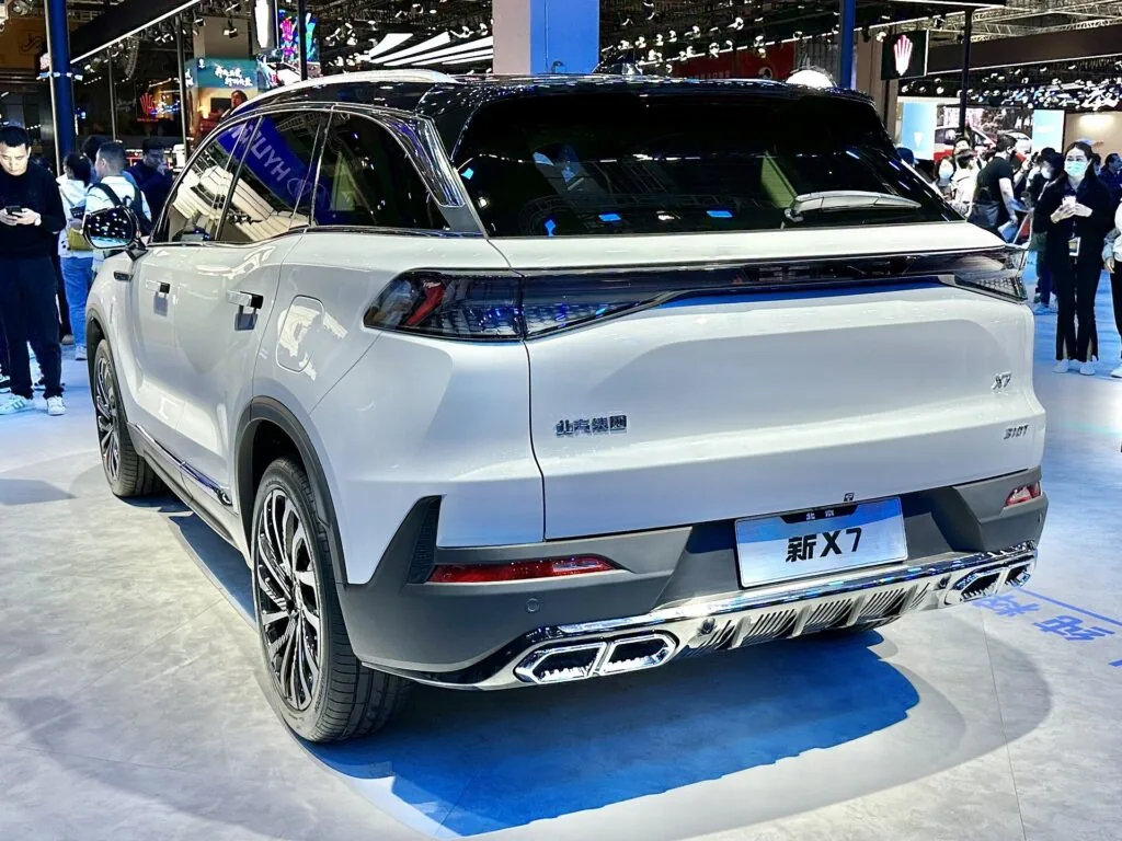 BAIC 7 – widok z tyłu