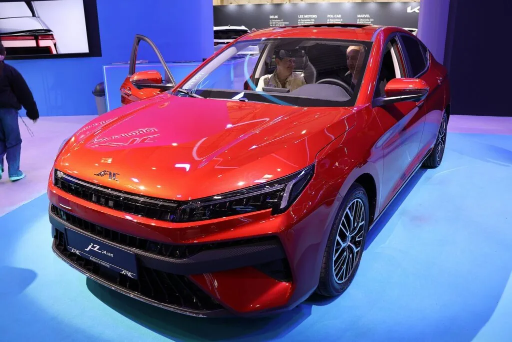 JAC J7 Plus
