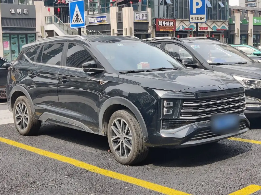 JAC JS8 Pro