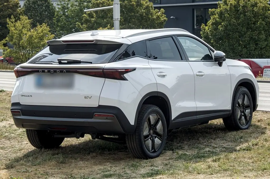Omoda E5 – widok z tyłu