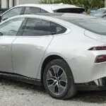 XPeng P7 – widok z tyłu